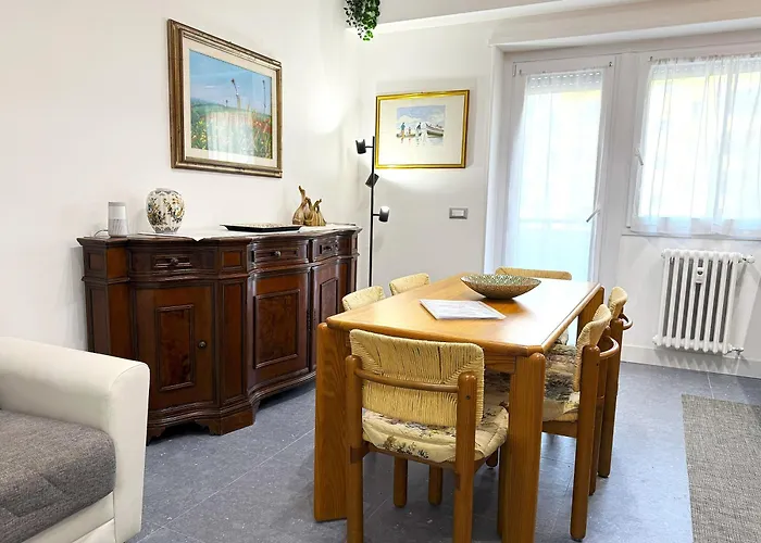 Trastevere For You... 3 Bedrooms Апартаменты *